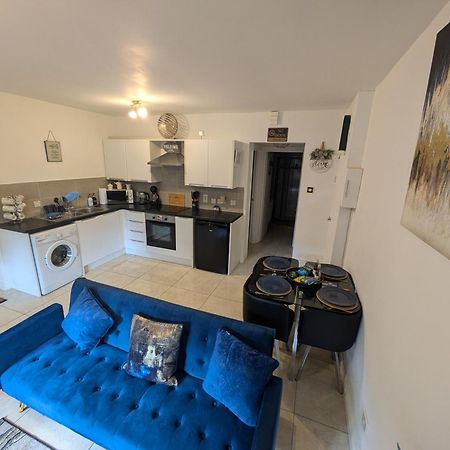 Croisbeal Apartment Баликасъл Екстериор снимка