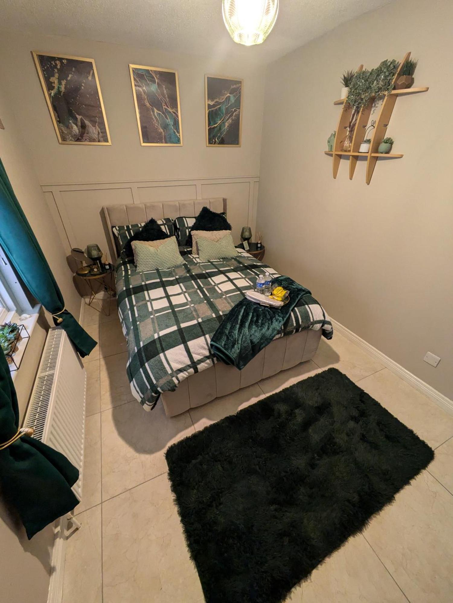 Croisbeal Apartment Баликасъл Екстериор снимка