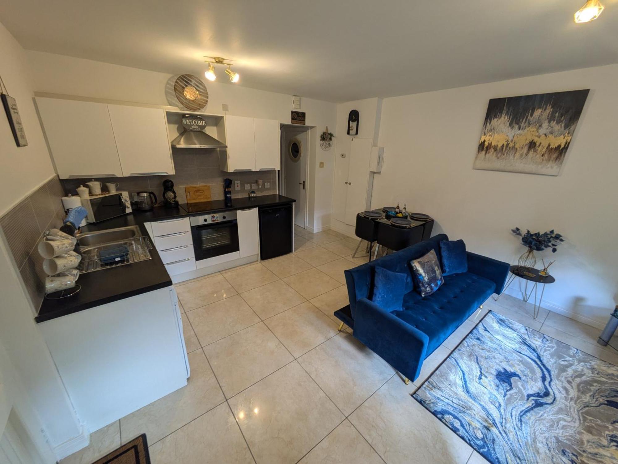 Croisbeal Apartment Баликасъл Екстериор снимка