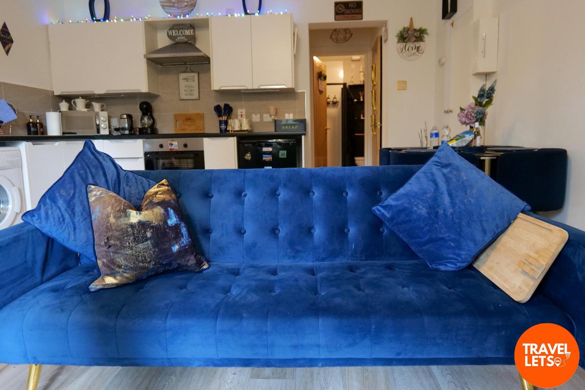 Croisbeal Apartment Баликасъл Екстериор снимка